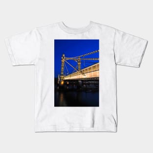 Albert Bridge River Thames London Kids T-Shirt